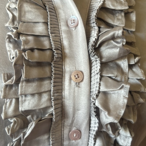 💕Bebe Pearl Grey Silk Tuxedo Statement Sleeve Blouse M VGUC - Picture 3 of 10
